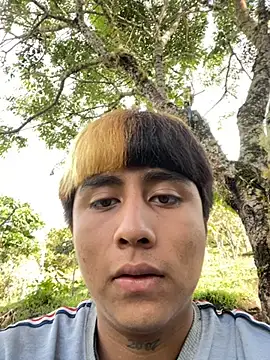 Snapshot of FlpGmz chatting on October 2025 09:08:02 PM FlpGmz online show from October 2025 09:08:02 PM