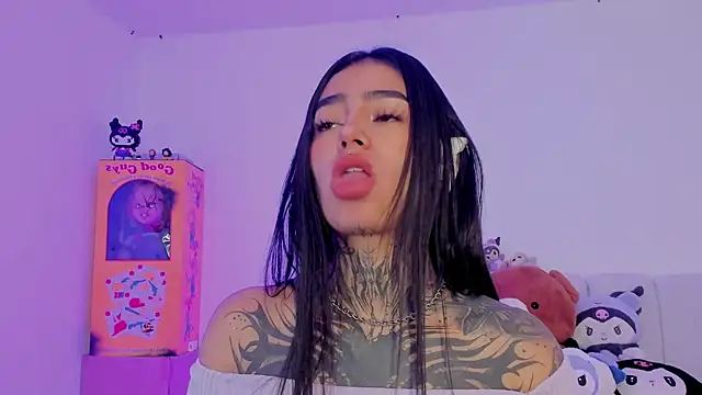 shadowcatt  online show from October 2025 07:00:01 PM