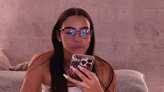 Nicky and Blake online show from February 2026 04:17:01 PM