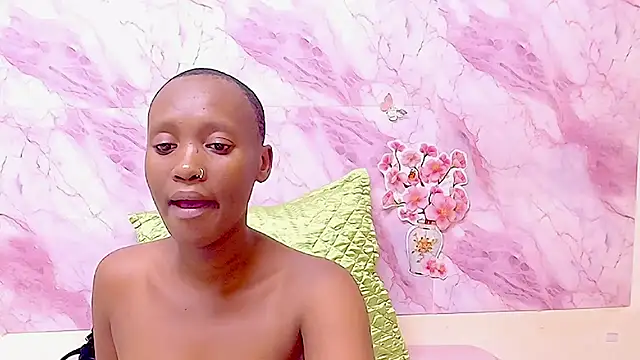 Snapshot of EbonyOlive69 chatting on January 2026 05:29:02 PM EbonyOlive69 online show from January 2026 05:29:02 PM