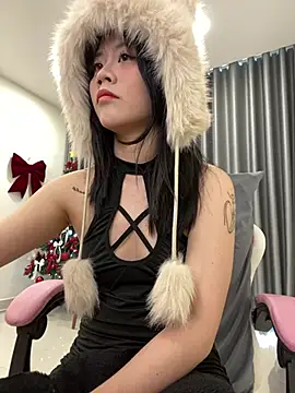 -rosiie- online show from December 2024 02:15:02 AM