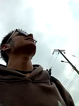 Cuervo maniaco online show from March 2025 03:37:02 PM