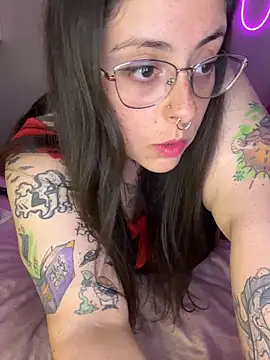 Snapshot of Mizztikaa chatting on November 2025 10:31:01 PM Mizztikaa online show from November 2025 10:31:01 PM