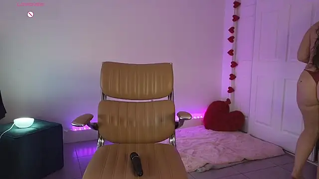 Sapphir3xoxo online show from January 2025 10:42:01 PM