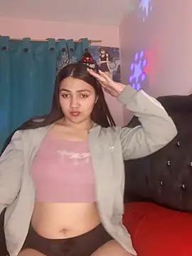 Snapshot of Nahiara_velez chatting on December 2024 11:56:02 PM Nahiara velez online show from December 2024 11:56:02 PM