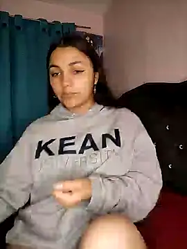 Snapshot of Nahiara_velez chatting on February 2025 11:51:02 PM Nahiara velez online show from February 2025 11:51:02 PM