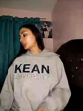 Snapshot of Nahiara_velez chatting on February 2025 05:58:02 AM Nahiara velez online show from February 2025 05:58:02 AM