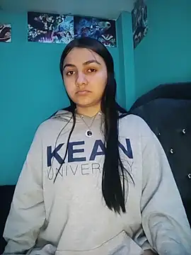 Nahiara velez online show from February 2026 10:17:01 PM