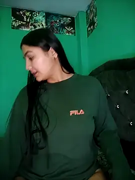 Nahiara velez online show from June 2026 10:34:01 PM