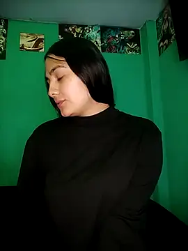 Nahiara velez online show from July 2026 12:52:02 AM