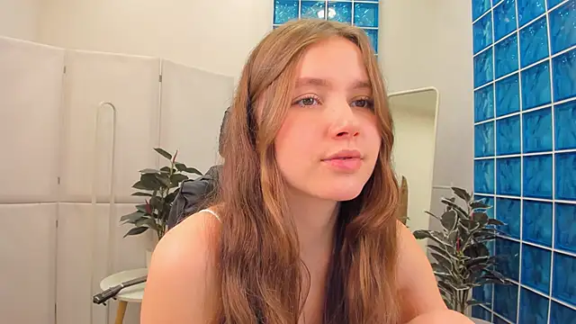 Snapshot of MaryannSoftt chatting on February 2025 06:26:02 PM MaryannSoftt online show from February 2025 06:26:02 PM