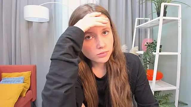 Snapshot of MaryannSoftt chatting on March 2025 06:42:01 PM MaryannSoftt online show from March 2025 06:42:01 PM