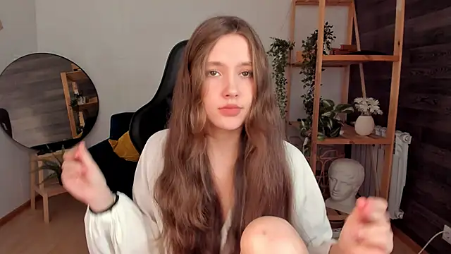 Snapshot of MaryannSoftt chatting on October 2025 03:23:02 PM MaryannSoftt online show from October 2025 03:23:02 PM