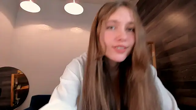 Snapshot of MaryannSoftt chatting on October 2025 03:56:02 PM MaryannSoftt online show from October 2025 03:56:02 PM