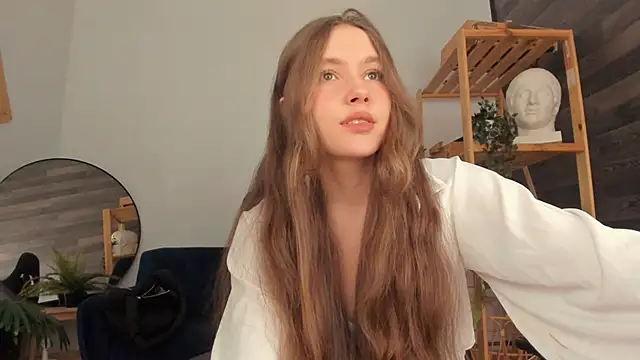 Snapshot of MaryannSoftt chatting on November 2025 04:07:02 PM MaryannSoftt online show from November 2025 04:07:02 PM