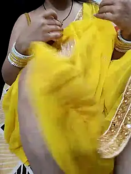 Snapshot of Diya_Chopra chatting on March 2025 07:54:01 AM Diya Chopra online show from March 2025 07:54:01 AM