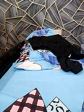 Snapshot of Diya_Chopra chatting on March 2025 11:27:02 AM Diya Chopra online show from March 2025 11:27:02 AM