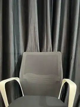 Snapshot of Diya_Chopra chatting on November 2025 04:55:02 AM Diya Chopra online show from November 2025 04:55:02 AM