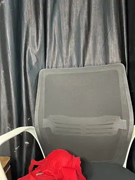 Snapshot of Diya_Chopra chatting on February 2026 04:43:01 AM Diya Chopra online show from February 2026 04:43:01 AM