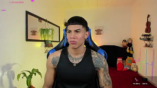 Damian latinxxx online show from March 2026 03:12:02 AM