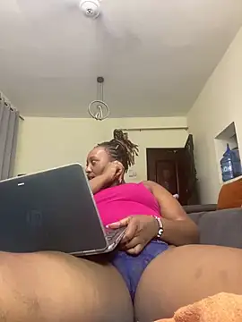 Snapshot of nasty_rasta chatting on May 2026 04:45:02 PM nasty rasta online show from May 2026 04:45:02 PM
