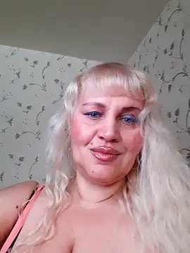 IsabellaBoni online show from November 2025 07:08:02 AM