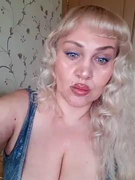 IsabellaBoni online show from March 2026 07:13:01 AM