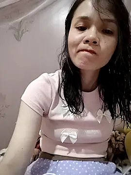 Snapshot of Cute20love20 chatting on March 2025 05:44:01 AM Cute20love20 online show from March 2025 05:44:01 AM