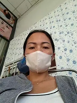 Baby-sexytits18 online show from September 2025 12:11:01 AM