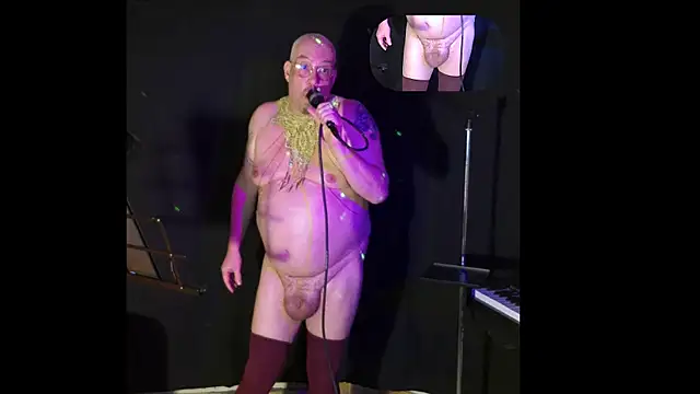 Snapshot of ShamelessMan chatting on December 2024 03:55:01 PM ShamelessMan online show from December 2024 03:55:01 PM