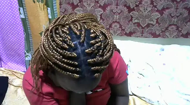 Snapshot of Thicky_kyla chatting on February 2025 10:09:01 PM Thicky kyla online show from February 2025 10:09:01 PM