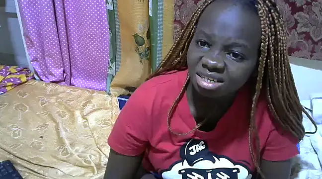 Snapshot of Thicky_kyla chatting on February 2025 03:42:01 AM Thicky kyla online show from February 2025 03:42:01 AM