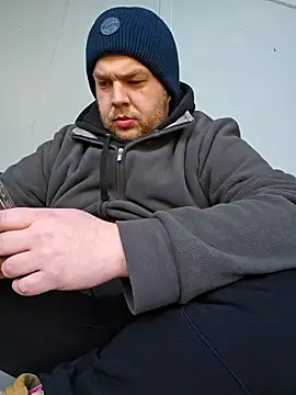 PupW0lfy online show from December 2024 11:25:02 AM