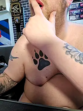 PupW0lfy online show from February 2025 02:59:02 PM