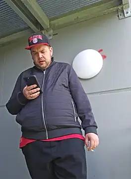 PupW0lfy online show from October 2025 10:32:02 AM