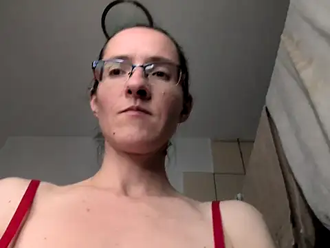 Snapshot of Milky_hairy_mommy chatting on March 2025 08:01:02 PM Milky hairy mommy online show from March 2025 08:01:02 PM