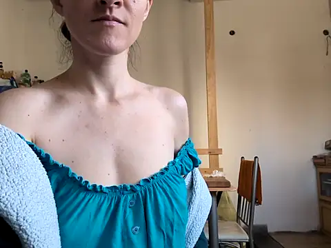 Snapshot of Milky_hairy_mommy chatting on March 2025 06:52:02 AM Milky hairy mommy online show from March 2025 06:52:02 AM