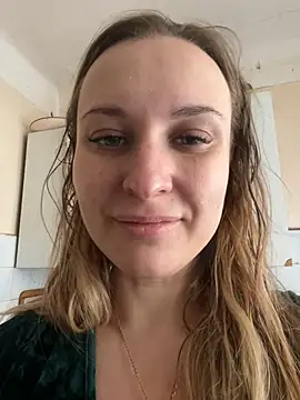 Snapshot of OlgaBuzzz chatting on January 2025 07:00:02 AM OlgaBuzzz online show from January 2025 07:00:02 AM