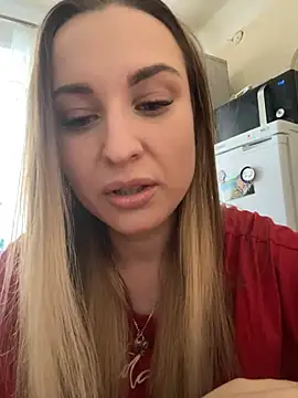 Snapshot of OlgaBuzzz chatting on February 2025 03:48:01 AM OlgaBuzzz online show from February 2025 03:48:01 AM