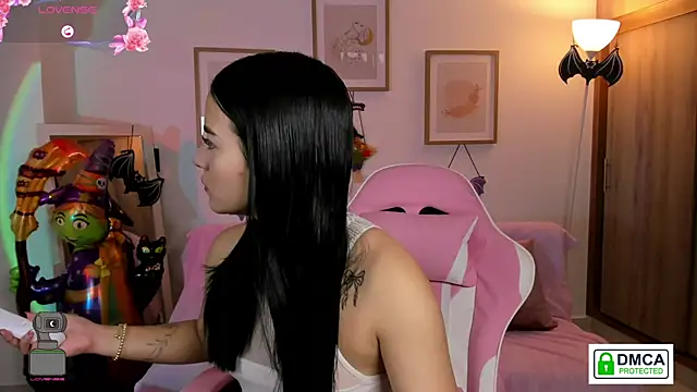 Veronica isaza   online show from October 2025 12:46:01 PM