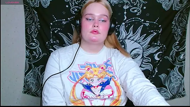 rozzhaos8 online show from February 2026 06:59:02 PM