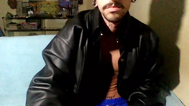 Snapshot of sellvageria chatting on November 2025 10:47:01 PM sellvageria online show from November 2025 10:47:01 PM