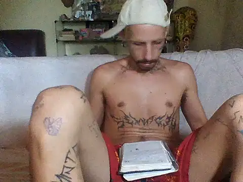 Snapshot of sellvageria chatting on December 2025 07:31:02 PM sellvageria online show from December 2025 07:31:02 PM