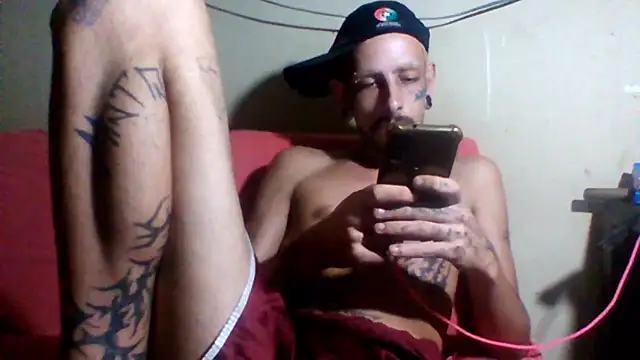 Snapshot of sellvageria chatting on January 2026 08:33:01 PM sellvageria online show from January 2026 08:33:01 PM