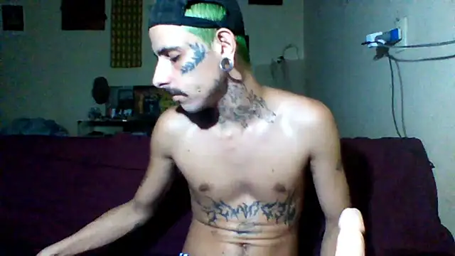 Snapshot of sellvageria chatting on February 2026 07:25:02 PM sellvageria online show from February 2026 07:25:02 PM