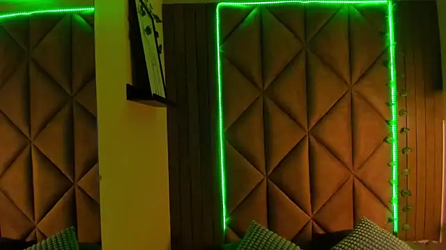 AbbyWathson online show from May 2026 11:37:01 AM