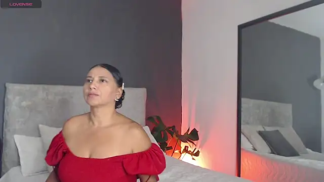 andreu mature online show from May 2026 10:44:02 AM