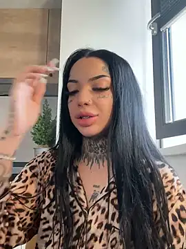 CreamyInkky  online show from December 2024 07:18:01 AM