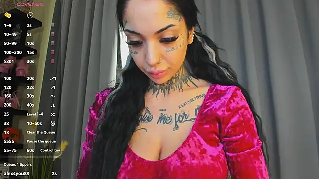 CreamyInkky  online show from March 2025 01:07:02 PM