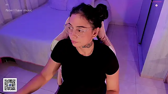 Aleja24Evans online show from February 2025 12:30:01 AM